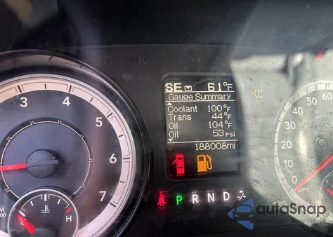 2017 Ram 1500 Slt 4X2 6'4 Box z USA, uszkodzony, nr VIN 1C6RR6GT4HS651171